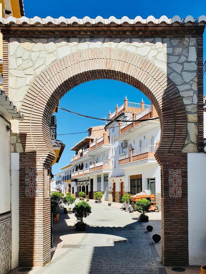 En-Suite Bedroom With Private Entrance At Casa Sofija Sedella Exterior photo